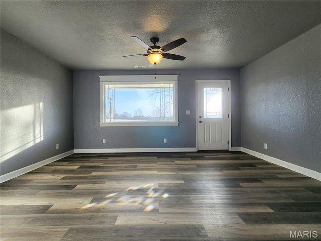 99 Ripley 142e-24, Doniphan, MO 63935