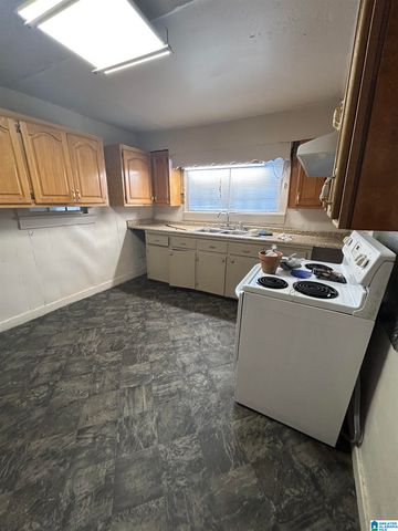 5701 AVENUE O, Bessemer, AL 35020