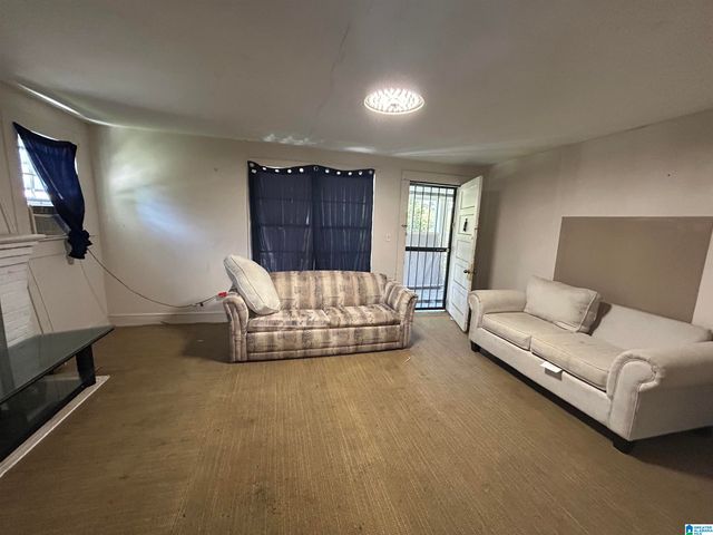 5701 AVENUE O, Bessemer, AL 35020