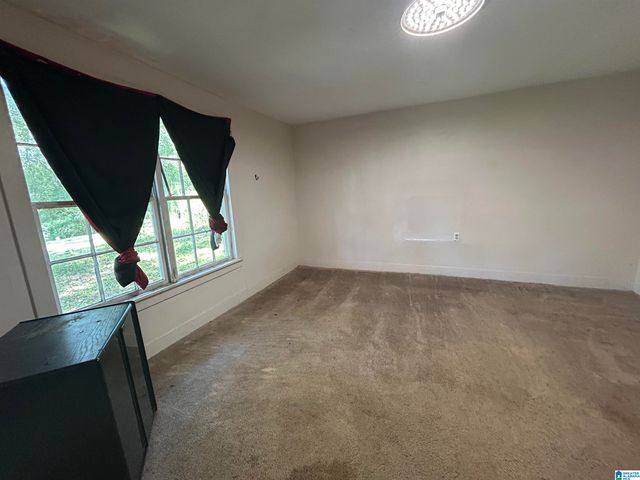 5701 AVENUE O, Bessemer, AL 35020