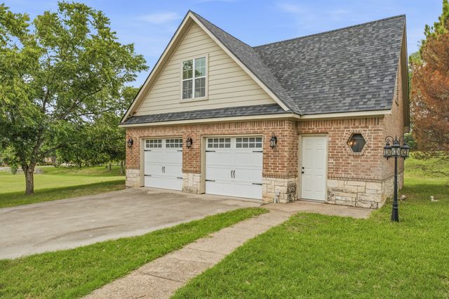 125 Rustling Elm Way, Azle, TX 76020