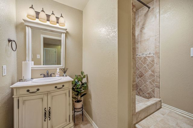 125 Rustling Elm Way, Azle, TX 76020
