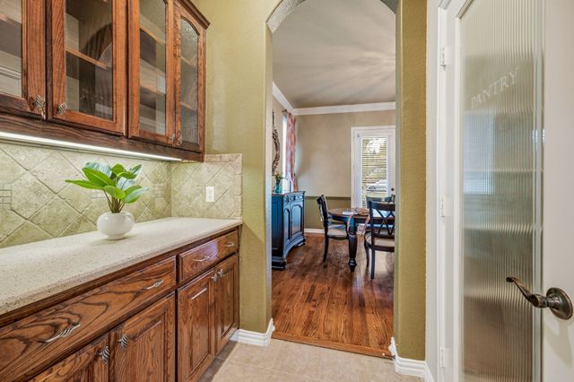 125 Rustling Elm Way, Azle, TX 76020