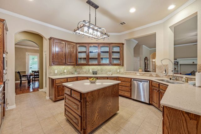 125 Rustling Elm Way, Azle, TX 76020