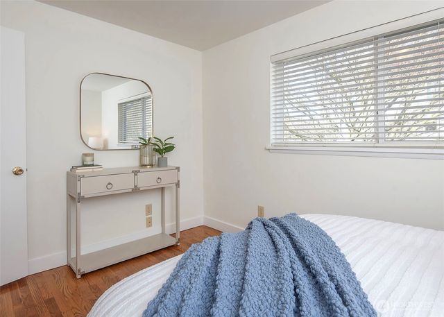 865 NW 75th Street, Seattle, WA 98117