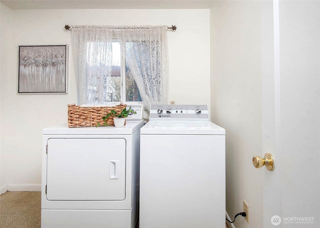 865 NW 75th Street, Seattle, WA 98117