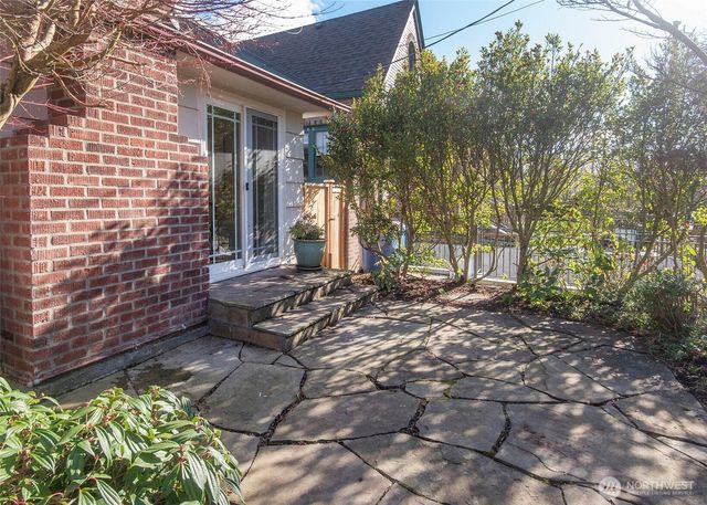 865 NW 75th Street, Seattle, WA 98117