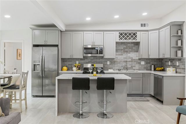 7335 Kyle Street, Tujunga, CA 91042