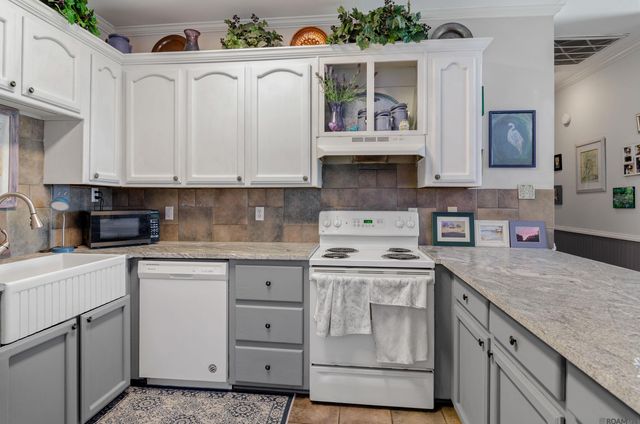 5675 Rosedown Ave, St Gabriel, LA 70776