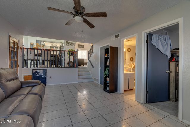 1772 Gregory Jarvis Drive, El Paso, TX 79936