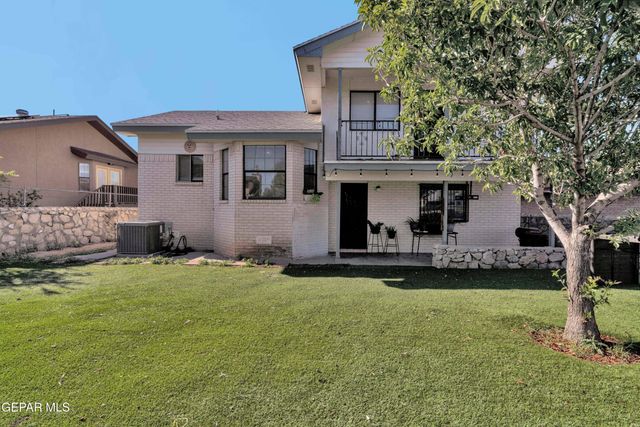 1772 Gregory Jarvis Drive, El Paso, TX 79936