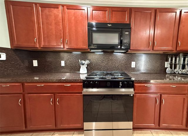 11618 Wren Crossing Drive, Houston, TX 77038