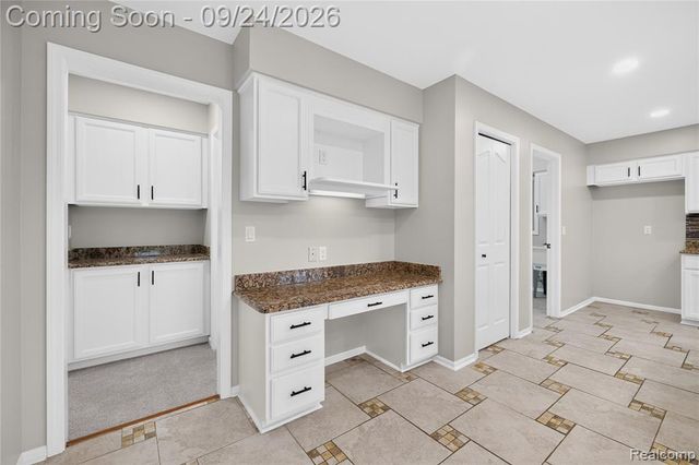 46740 Club Court, Canton, MI 48188