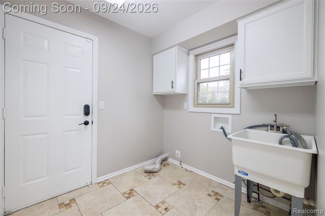 46740 Club Court, Canton, MI 48188