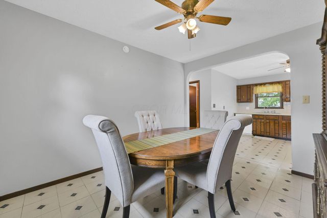 1116 E Chestnut Street, Lancaster, OH 43130