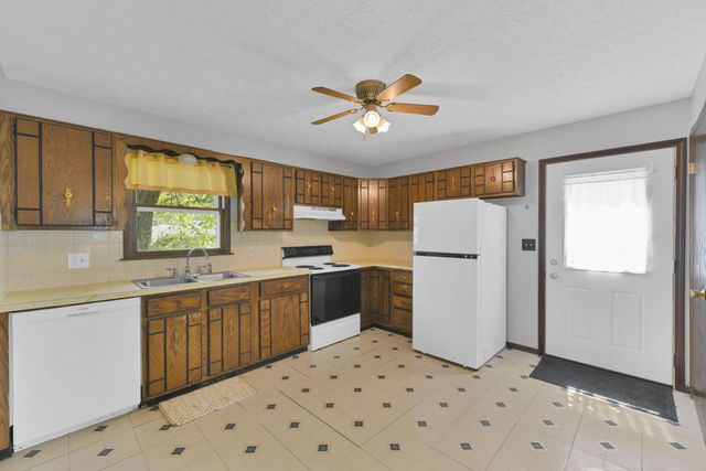 1116 E Chestnut Street, Lancaster, OH 43130