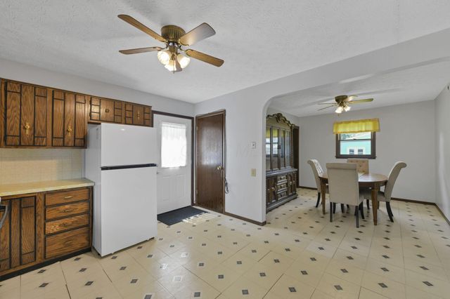 1116 E Chestnut Street, Lancaster, OH 43130