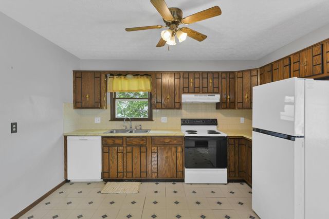 1116 E Chestnut Street, Lancaster, OH 43130