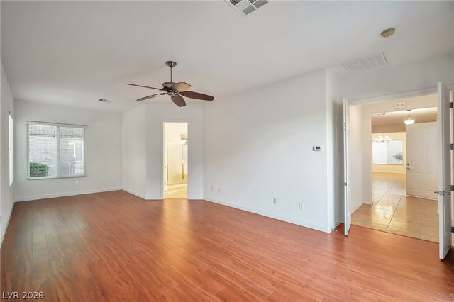 2585 Portsmouth Creek Avenue, Henderson, NV 89052