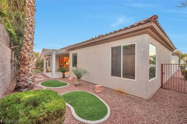 2585 Portsmouth Creek Avenue, Henderson, NV 89052