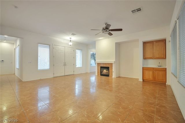 2585 Portsmouth Creek Avenue, Henderson, NV 89052