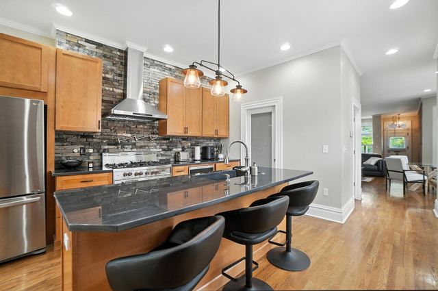 396 W 7th Avenue, Columbus, OH 43201