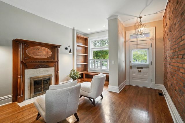 396 W 7th Avenue, Columbus, OH 43201