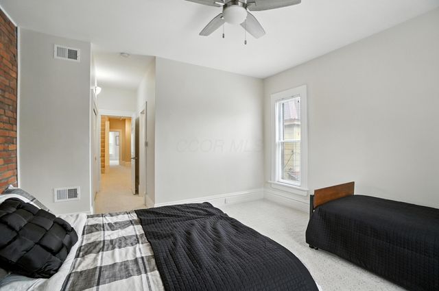 396 W 7th Avenue, Columbus, OH 43201