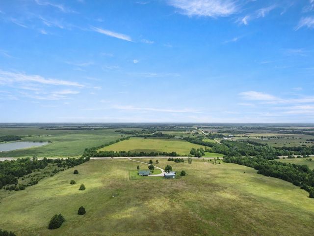 20280 US Highway 82 W, Honey Grove, TX 75446