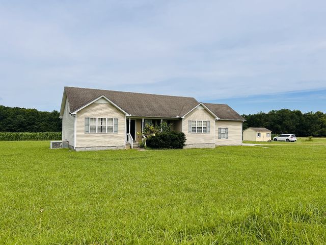183 Grosch Dr, Manchester, TN 37355