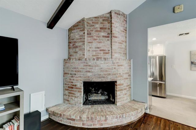 9738 Derrik Drive, Houston, TX 77080