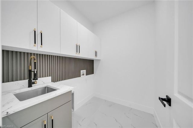 3019 46th ST W, Lehigh Acres, FL 33971