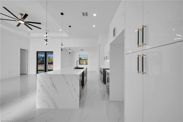 3019 46th ST W, Lehigh Acres, FL 33971