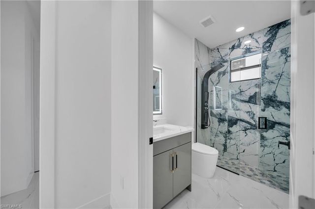 3019 46th ST W, Lehigh Acres, FL 33971