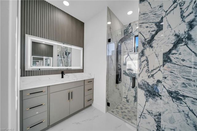 3019 46th ST W, Lehigh Acres, FL 33971