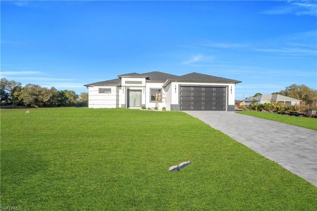 3019 46th ST W, Lehigh Acres, FL 33971