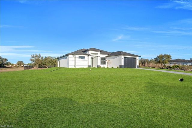 3019 46th ST W, Lehigh Acres, FL 33971