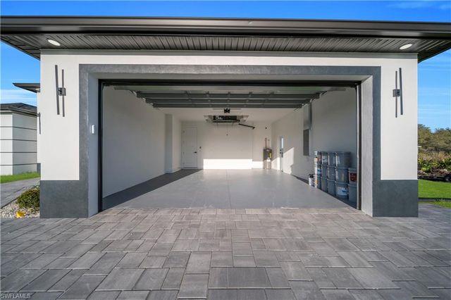 3019 46th ST W, Lehigh Acres, FL 33971