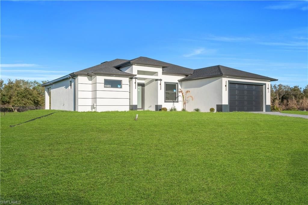 3019 46th ST W, Lehigh Acres, FL 33971