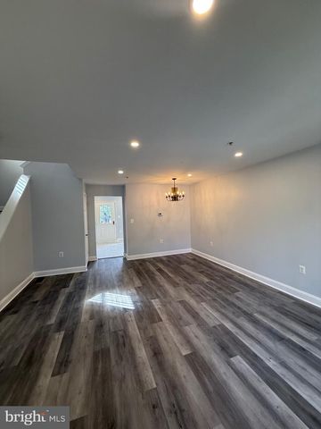 4003 BLAKNEY LN SE, Washington, DC 20032