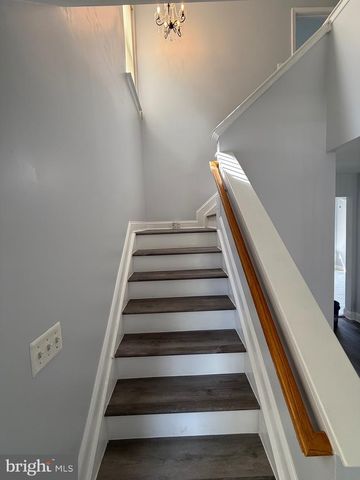 4003 BLAKNEY LN SE, Washington, DC 20032