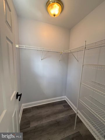 4003 BLAKNEY LN SE, Washington, DC 20032