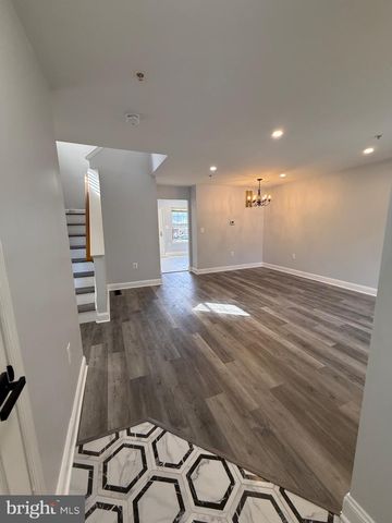 4003 BLAKNEY LN SE, Washington, DC 20032