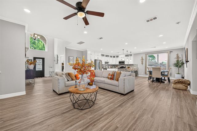 11435 Carvel Lane, Houston, TX 77072
