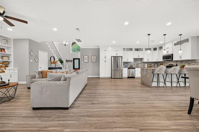 11435 Carvel Lane, Houston, TX 77072