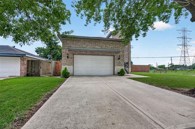 11435 Carvel Lane, Houston, TX 77072