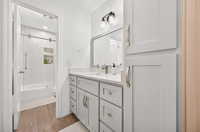11435 Carvel Lane, Houston, TX 77072