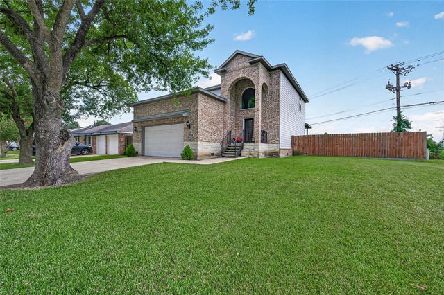 11435 Carvel Lane, Houston, TX 77072