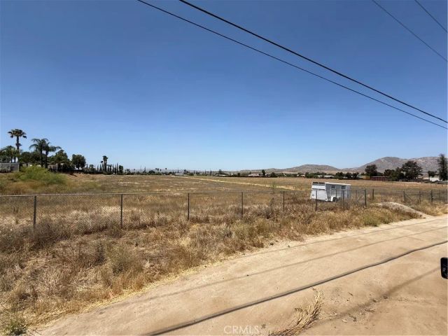 22599 OLIVAS, Nuevo, CA 92567