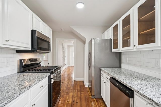 627 Colonial Ave, Colonial Heights, VA 23834